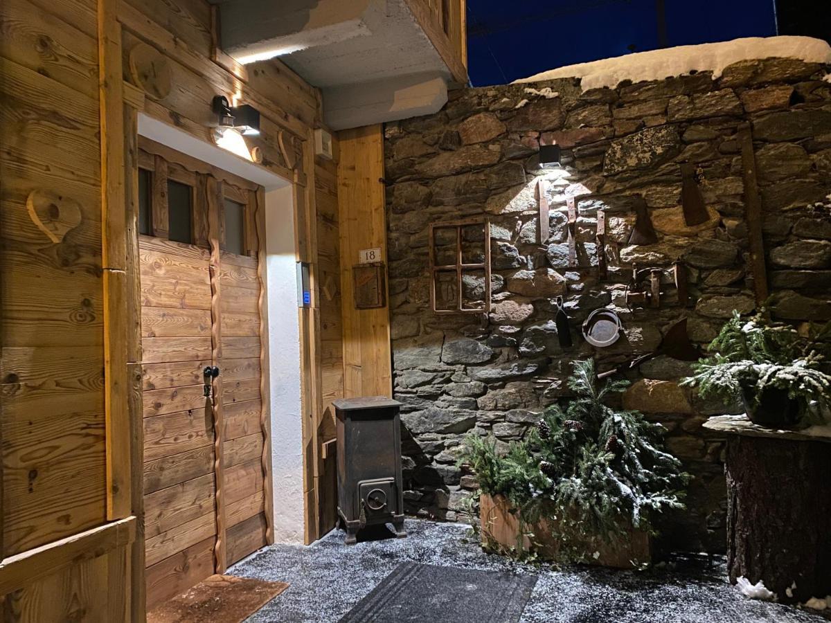 Maison Rongier Nel Centro Di Cogne Eksteriør billede